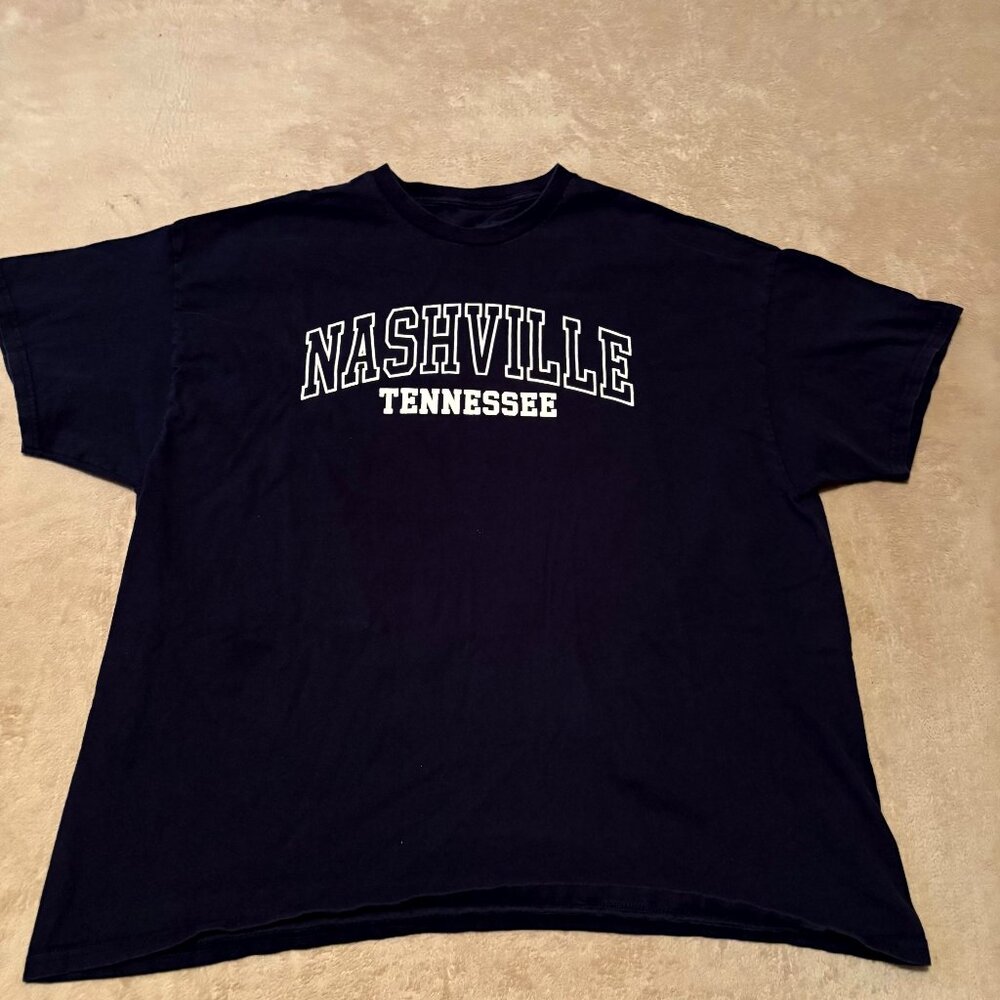Nashville Tennessee Graphic T-Shirt | Black | Size XL